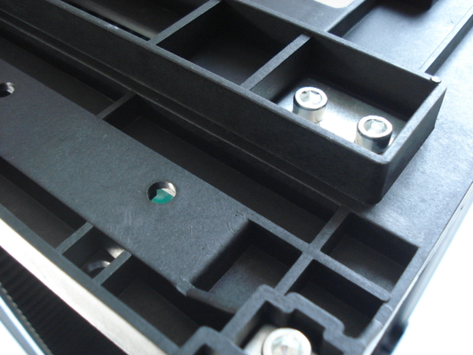 Прочный слот хранения шкафа журнала 50пкс размера СМТ м с пластиковым основанием верхней части/дна
