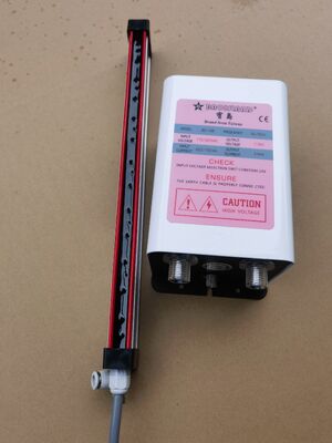 Статическое удаление ионизирующей панели. Статический удаление для производственных линий.