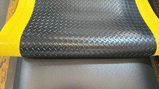 Custom Size Two-Layer PVC Foam Anti-Fatigue Mat 12mm 15mm 18mm Industrial Floor Mat
